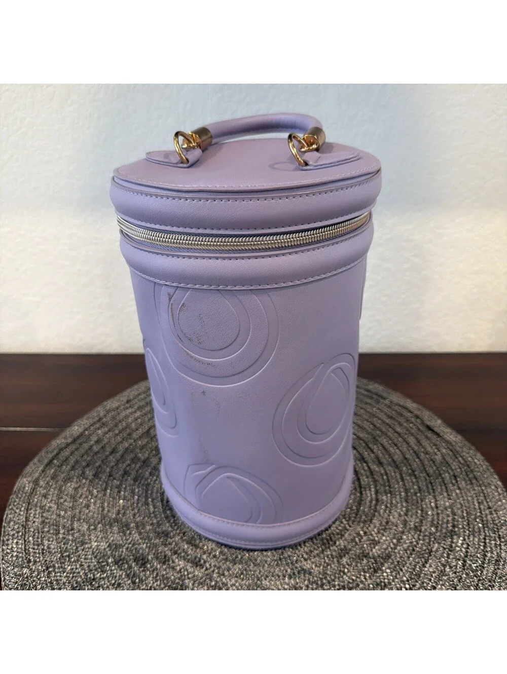 Monat Womens OS Travel Vanity Case Lavender Purple Embossed Logo Gold Hardware